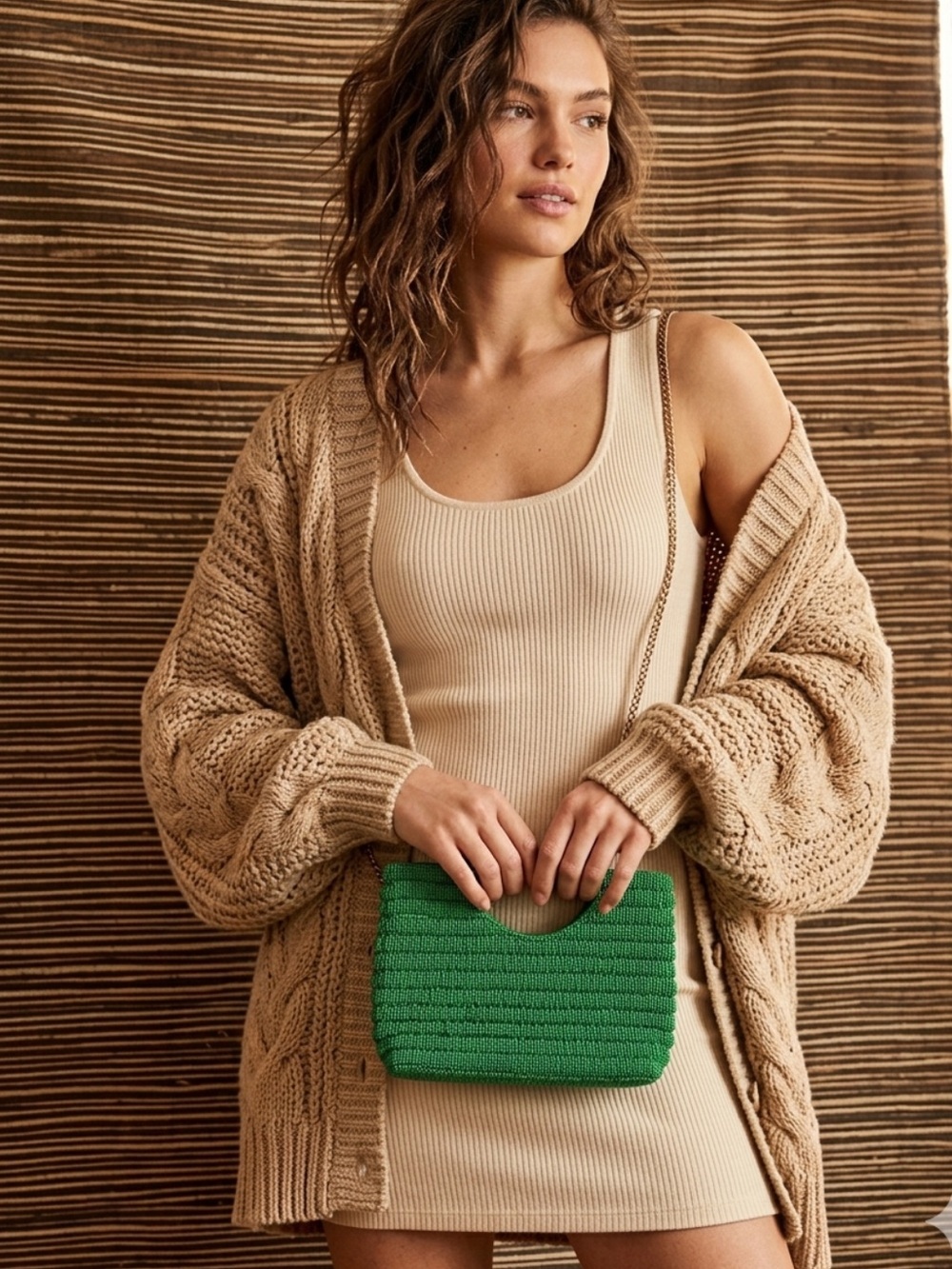 🆕 Antik Kraft Green Glass Beaded Clutch/Shoulder Bag/Crossbody w/Gold Chain - Picture 4 of 17